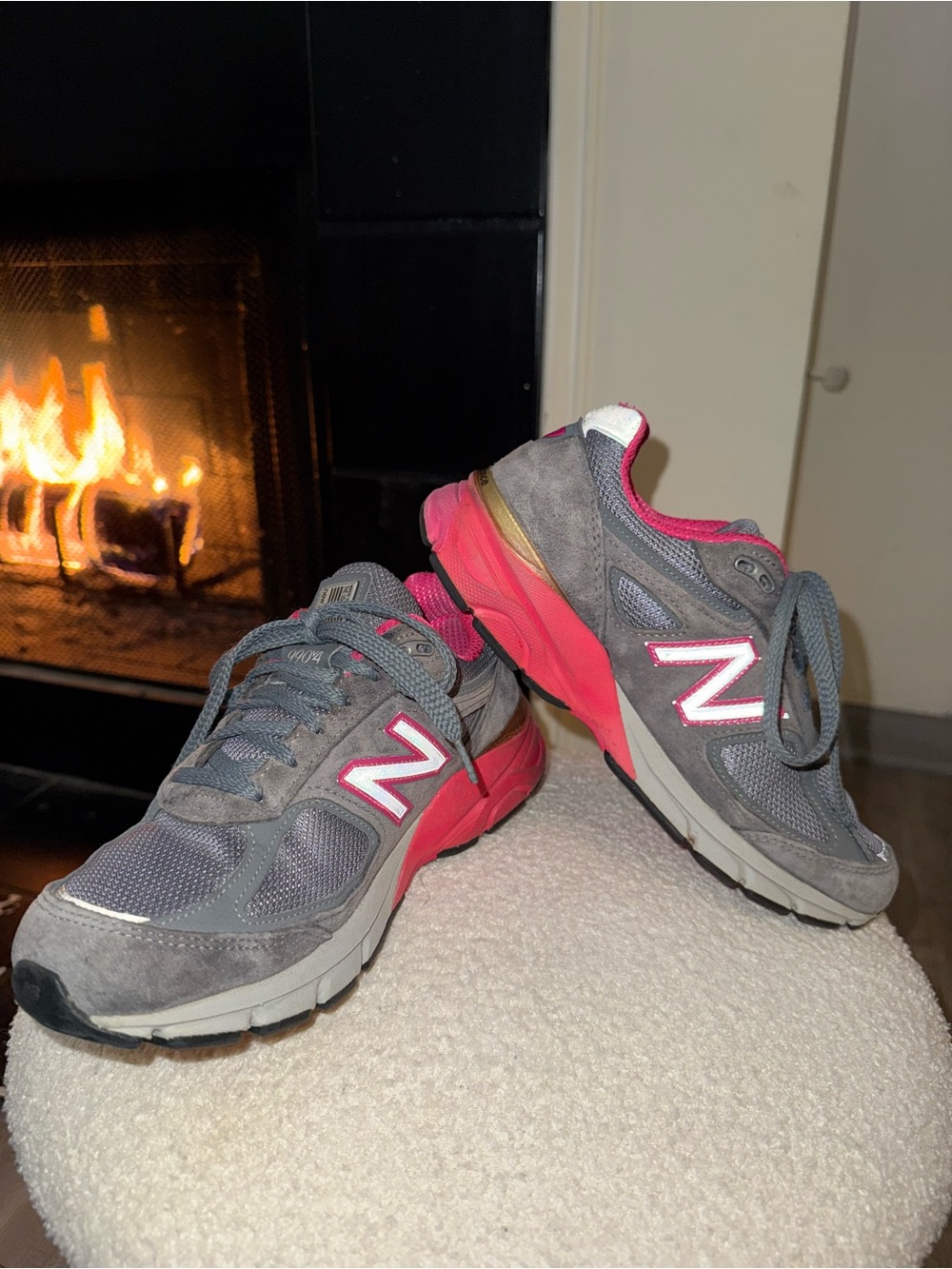 New Balance Women's Gray and Pink Athletic Sneakers